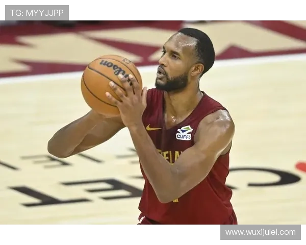 小莫布里首秀表现亮眼18分钟内砍下12分6板2助助球队取胜